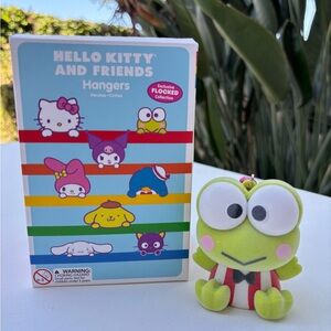🌈 Hello Kitty and Friends Flocked Surprise Keychain 🌈